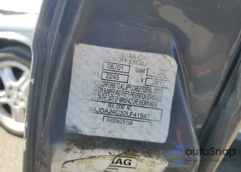 1999 Jaguar Xj8 from USA, damaged, VIN SAJHX1043XC857446